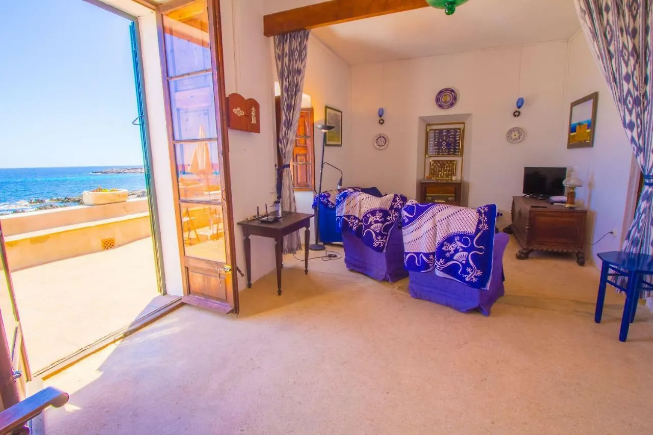 Holiday home Authentic Fisherman'S House On The Seafront Cala Ratjada